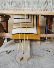 Load image into Gallery viewer, Pyramid Runner Rug